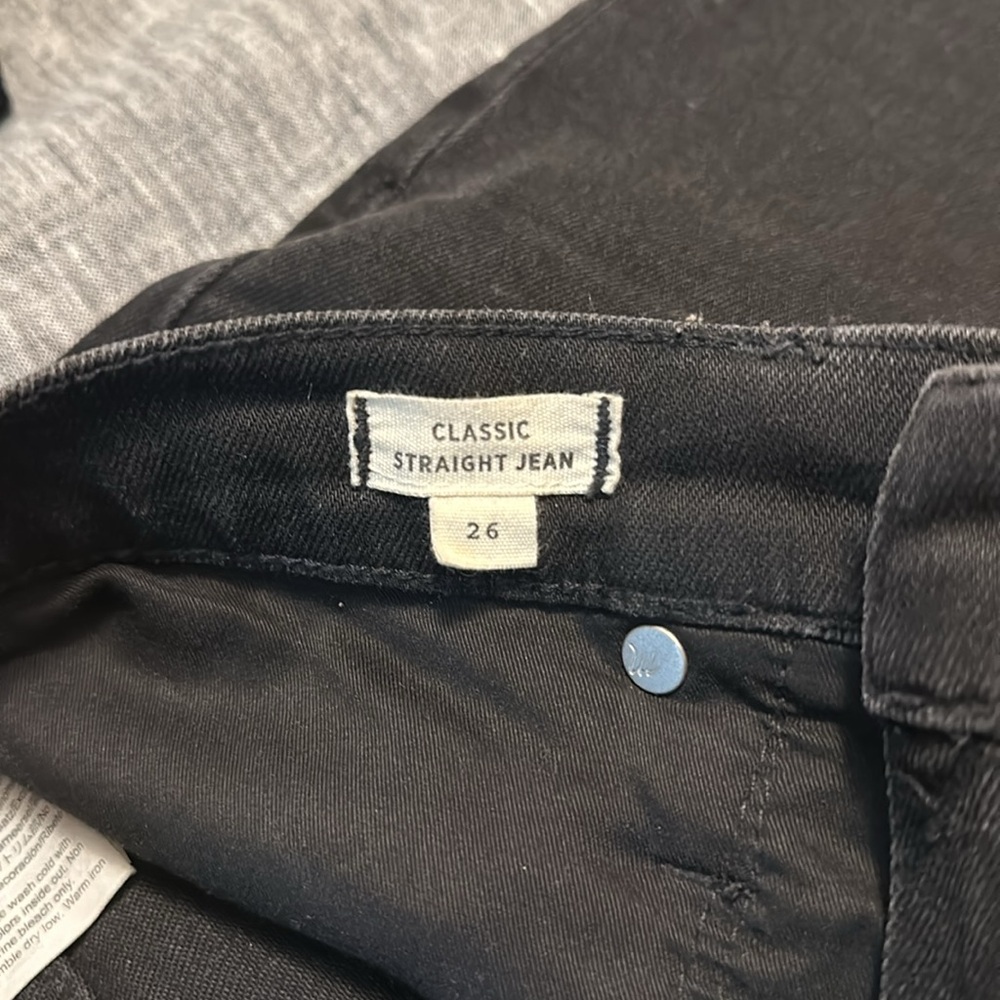 Madewell Classic Straight Jean - Picture 3 of 6